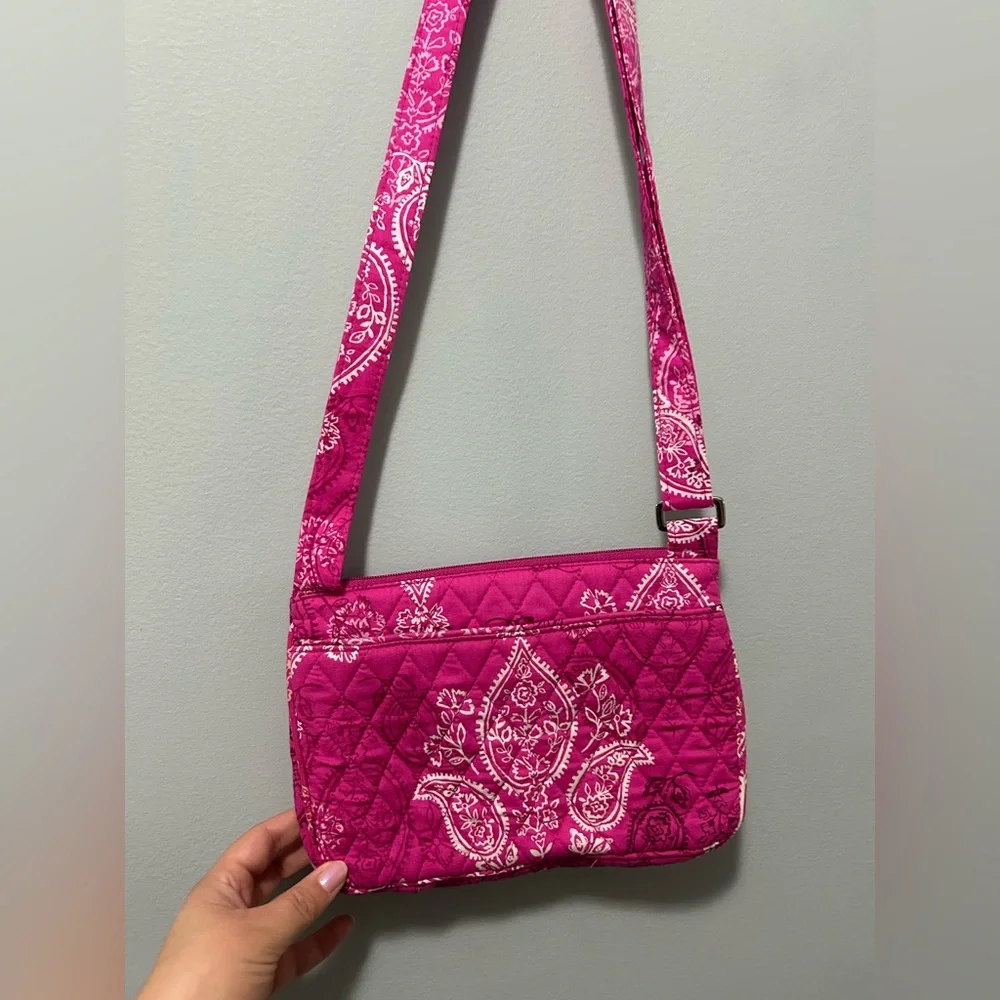 Vera Bradley Pink Quilted Shoulder/cross body Bag - Picture 4 of 11